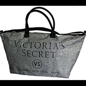 Victoria Secret large travel tote/gym bag